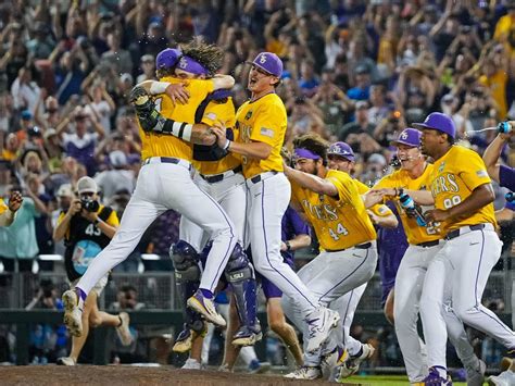 LSU wins first College World Series title since 2009, beating Florida 18-4 one day after 20-run loss